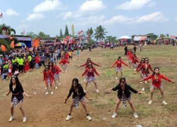 Mantab, Pemdes Kedoyo Telah Wujudkan Impian Warga Punya Lapangan Desa Sendiri