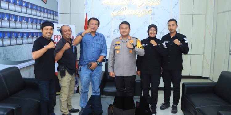 Kapolres Ngawi Sambut Hangat Pengurus PWI yang Baru