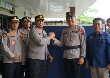 Kini Masyarakat Batang Bisa Olahraga Tenis Meja Bersama Polisi