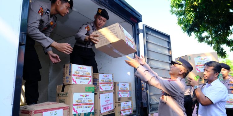Tanggap Bencana, Polres Ngawi Kirim Bansos ke Jawa Tengah