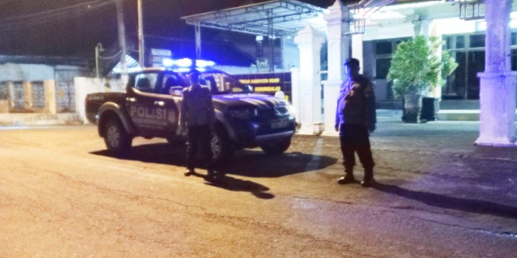 Polres Ngawi Gencarkan Patroli Subuh, Berikan Rasa Aman Warga Beribadah.