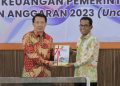 Pj. Bupati Takalar Serahkan LKPD Tahun 2023 ke BPK-RI Perwakilan Provinsi Sulawesi selatan*