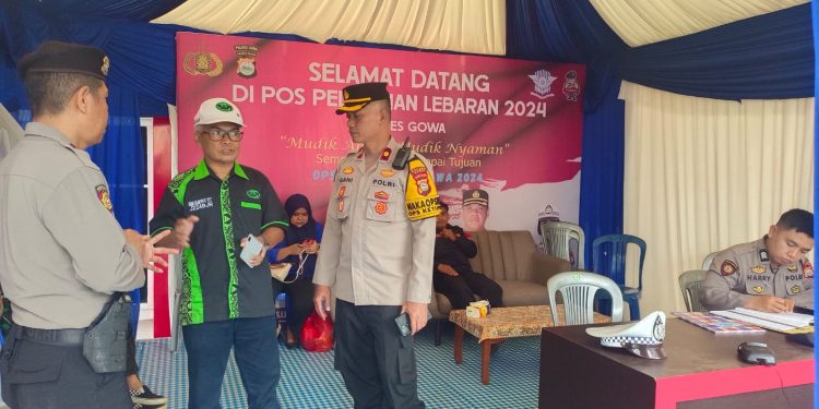 Wakapolres Gowa Pantau Pos Pengamanan Operasi Ketupat 2024 dan Kesiapan Bedah Rumah Menjelang Idul Fitri