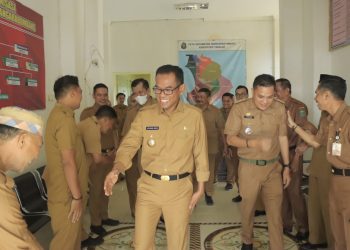 Pastikan Masyarakat Mendapat Pelayanan yang Maksimal, Pj. Bupati Takalar Sidak ke RSUD dan Puskesmas