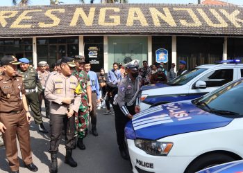 Apel Gelar Pasukan Operasi Ketupat Semeru 2024, Polres Nganjuk Siap Amankan Arus Mudik dan Balik