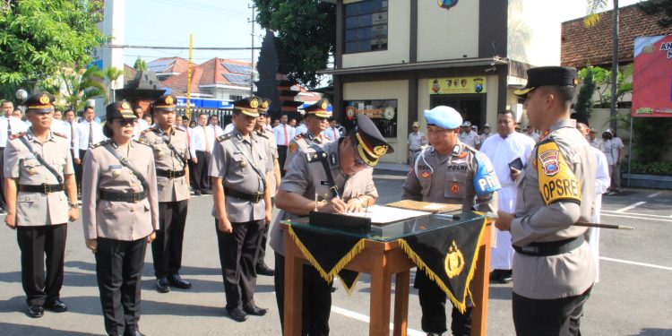 Kapolres Kediri Kota Pimpin Sertijab, Pejabat Utama dan Kapolsek