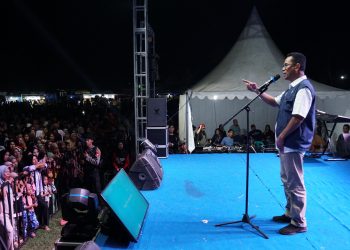 Pererat Silaturahmi dengan Masyarakat, Pj. Bupati buka Semarak Desa “Literasi Digital” di Galesong Selatan