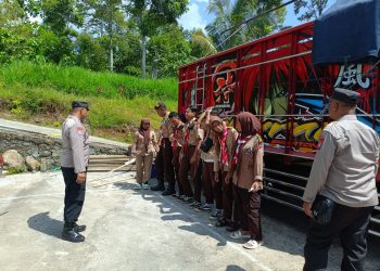Pantau Giat Pramuka di Jogorogo, Polisi Ngawi Berikan Pesan Ini