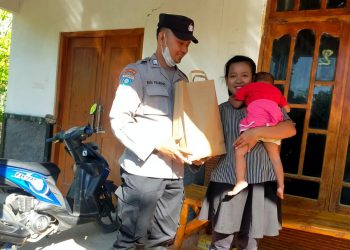 Tekan Stunting di Ngawi, Polsek Kwadungan Kunjungi Warganya