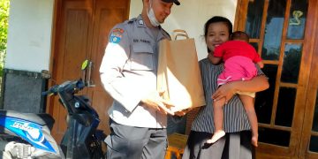 Tekan Stunting di Ngawi, Polsek Kwadungan Kunjungi Warganya