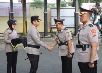 Kapolres Tulungagung Pimpin Sertijab, Kabag SDM, Kabag Ops dan Lima Kapolsek.