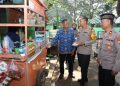 Kapolres Kediri Kota Borong Jajanan Kaki Lima saat Jum’at Curhat di Wahana Wisata