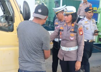 PASTIKAN LAYAK, SAT LANTAS POLRES GOWA GELAR RAMP CHECK KENDARAAN ANGKUTAN BARANG