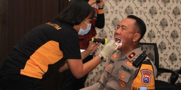 Tingkatkan Kesehatan Gigi dan Mulut, Polres Kediri Kota Bersama Biddokkes Polda Jatim Gelar Dental Fitness