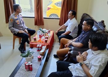 Pererat Silaturahmi Ketua dan Anggota Panwascam Datangi Polsek Somba Opu.