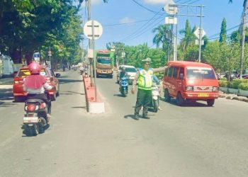Polres Takalar Terjunkan Satlantas Amankan Jam Pulang Sekolah