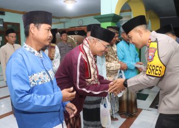 Cooling System, Kapolres Kediri Kota Lakukan Safari Sholat Subuh Keliling