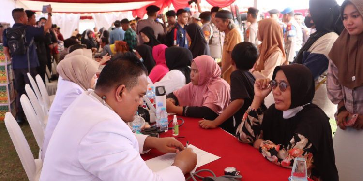 Baharkam Polri Gelar Baksos dan Layanan Kesehatan Gratis di Takalar