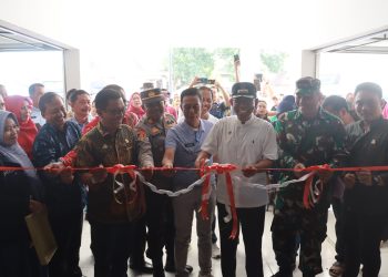 Dekatkan Akses Kebutuhan Pokok Masyarakat, Pj. Bupati Takalar Resmikan Pasar Galesong