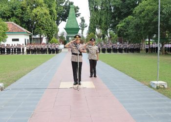 Polres Nganjuk Gelar Upacara Ziarah dan Tabur Bunga Dalam Rangka Memperingati Hari Bhayangkara ke-78