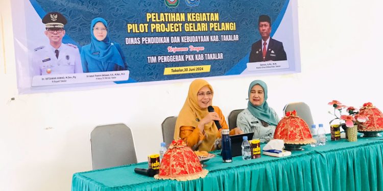 Pelatihan Kegiatan Pilot Project Gelari Pelangi