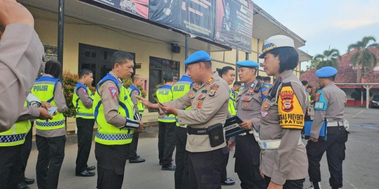 GANDENG PROPAM, KASAT LANTAS POLRES GOWA GELAR GAKTIBLIN KE PERSONIL
