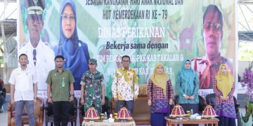 Dalam rangka peringatan hari anak nasional,,  Pj Bupati Takalar membuka sosialisasi gemar makan ikan dan market  day