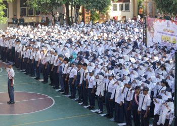 Kegiatan Masa Pengenalan Lingkungan Sekolah SMKN 2 Blitar berjalan lancar dan Kondusif