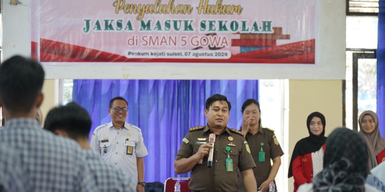 Jaksa masuk SMAN 5 Gowa, Selamatkan Generasi Muda dari Narkoba