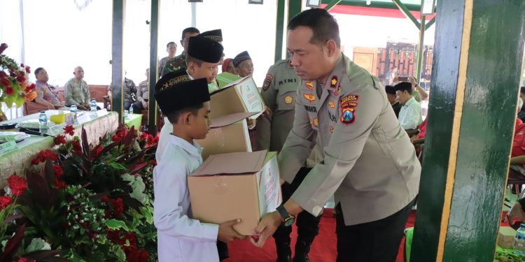 Gelar Program Jum’at Curhat, Polres Nganjuk Berdayakan Tiga Pilar Tingkat Desa dalam Harkamtibmas