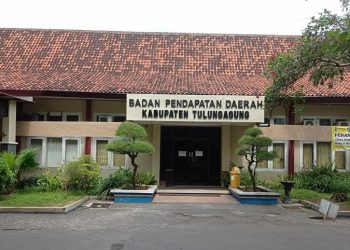 Membangun kesadaran para wajib pajak BAPENDA memberikan keringanan untuk denda pajak.
