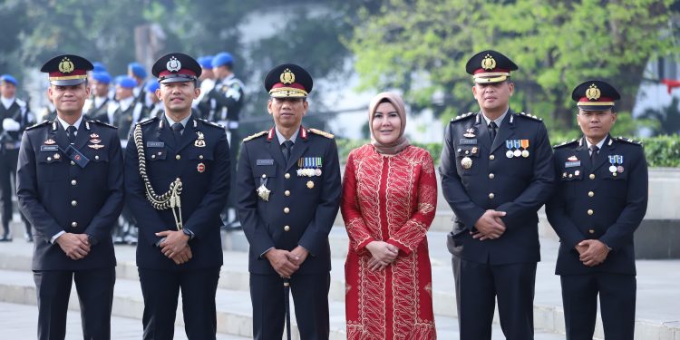 KEPOLISIAN NEGARA REPUBLIK INDONESIA DAERAH JAWA BARAT BIDANG HUBUNGAN MASYARAKAT