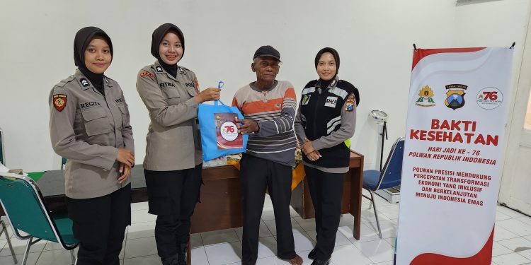 Polwan Ngawi Gelar Bakti Kesehatan Peringati Hari Jadi Polwan ke-76
