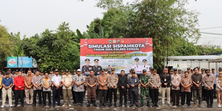 Simulasi Sispamkota, Persiapan Polres Kendal Hadapi Massa Anarkis di Pilkada
