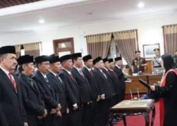 DPRD Kabupaten Tulungagung masa jabatan 2024-2029 resmi dilantik dan diambil sumpah jabatannya sejumlah 50 orang anggota Dewan