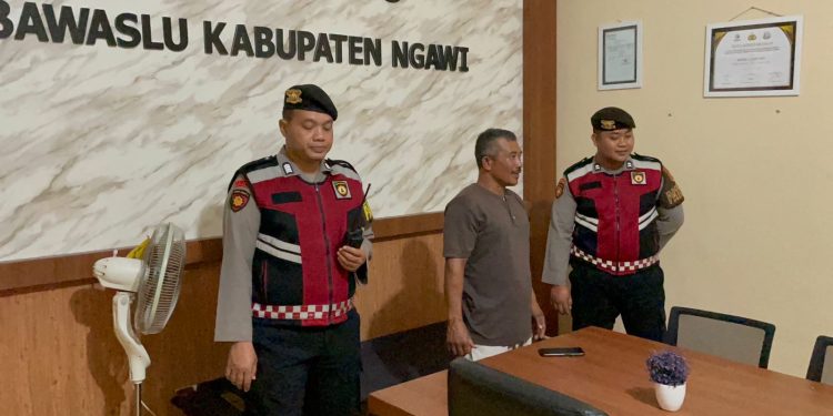 Jelang Pilkada 2024, Polres Ngawi Tingkatkan Pengamanan di Kantor KPU dan Bawaslu