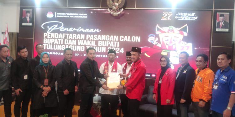 Pasangan Mardinoto Resmi Mendaftar di KPU Tulungagung untuk Pilkada 2024-2029