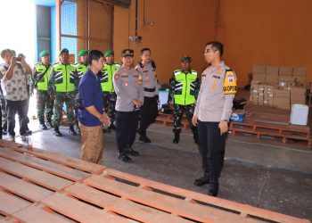 Pastikan Keamanan Logistik Pilkada 2024, Kapolres Ngawi Cek Gudang KPUD