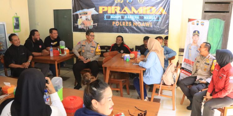 Cooling System Jelang Pilkada, Polres Ngawi Gelar Piramida