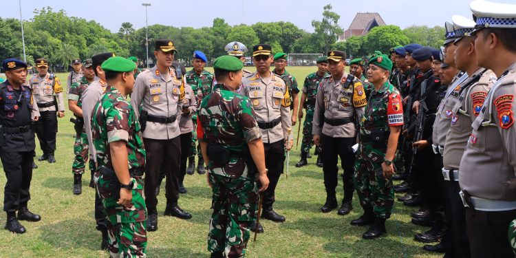 Polres Ngawi Mengikuti Apel Gelar Pasukan Pengamanan VVIP Wakil Presiden RI