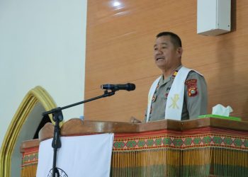 Pilkada Semakin Dekat, Polres Toraja Utara Gelar Minggu Kasih di Gereja Toraja Jemaat Tallung Penanian