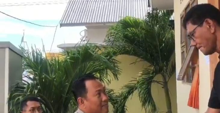 Dirlantas Polda NTT Salurkan Bantuan Sosial untuk Korban Bencana Gunung Lewotobi