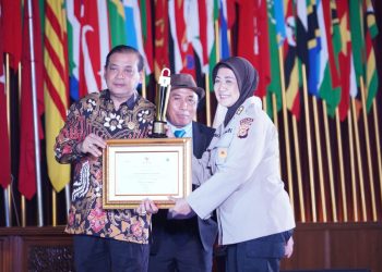Polda Jabar Raih Penghargaan Keterbukaan Informasi Publik 2024