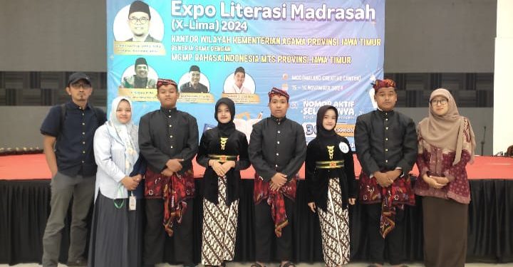 Prestasi yang Membanggakan MTsN 3 Tulungagung Lomba Puisi Tingkat Propinsi