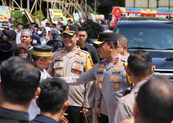 Kapolres Gowa Dampingi Kapolda Sulsel Melayat ke Istana Balla Lompoa Atas Wafatnya Raja Gowa ke-38