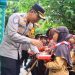 Kapolres Ngawi Berbagi Makan Gizi dan Susu Gratis di Sekolah Dasar Pelosok Desa