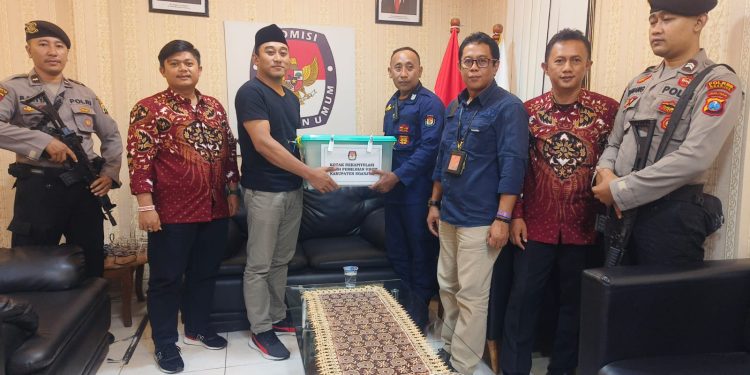 Polres Nganjuk Kawal Ketat Pengiriman Kotak Rekapitulasi Model-D ke KPU Provinsi