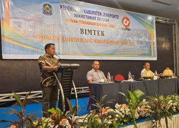 PJ Bupati Jeneponto Tutup Bimtek Peningkatan Kapasitas Pelaku Pengadaan Barang dan Jasa