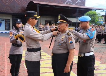 Kapolres Ngawi Pimpin Upacara Kenaikan Pangkat Pengabdian