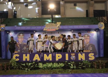 Penutupan Turnamen Bola Voli “Kapolres Tulungagung Cup” Dalam Menjaring atlet Berprestasi
